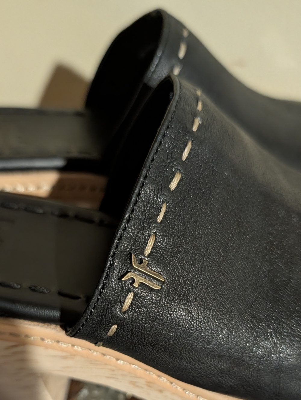 Frye Hazel 2 Platform Slides sz 8 in Black Leather & Natural Wood - Picture 16 of 16